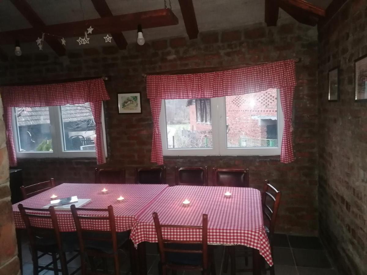 Seosko Turisticko Domacinstvo Stanisic Lägenhet Kalna Exteriör bild